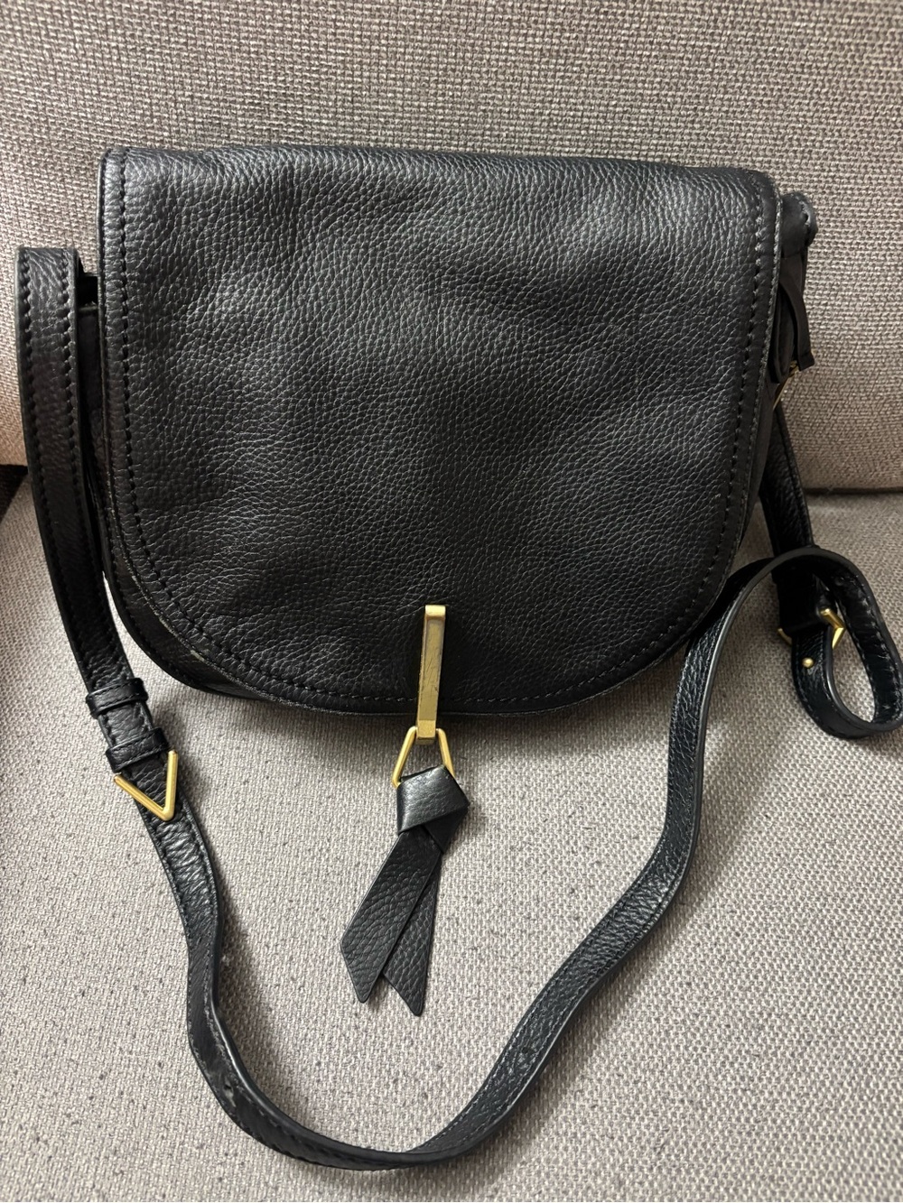 Vera Bradley Carson Saddle